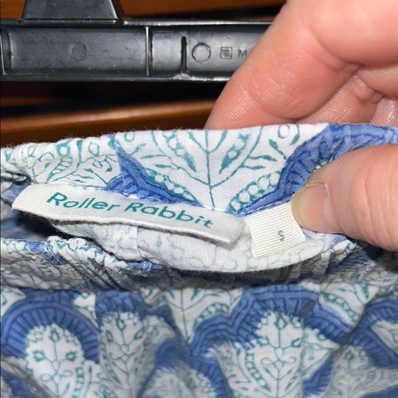 Adorable Roller Rabbit Blue and White Pajama Set - Picture 7 of 15